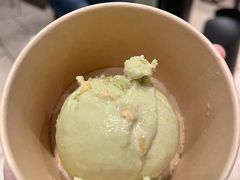 开心果烤榛子碎-LUNEURS月乐诗 冰淇淋咖啡(环贸店)