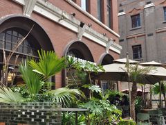 -潮一不贰·法式甜品·生日蛋糕·西式简餐(外滩店)