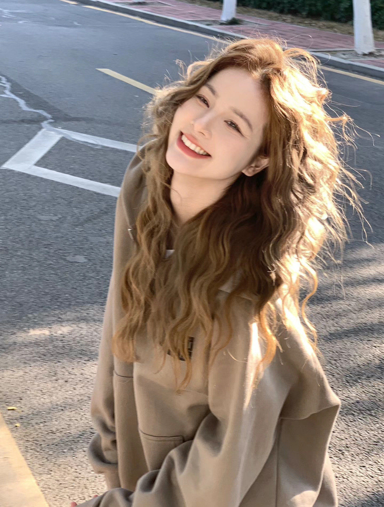 灰棕色发型,唤醒你的柔情美感78