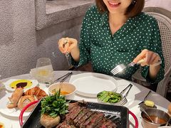 -Le Bistrot de Racine