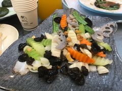 -花溪雨·森林餐厅(石基店)