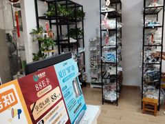 -UY优壹洗护·洗衣·洗鞋·奢侈品养护