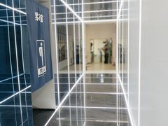 -岩顶健身(玄武店)