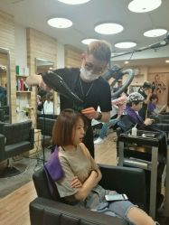 -i Style潮牌美发沙龙
