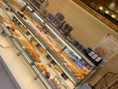 面包甜点陈列柜-金凤成祥(为公桥店)