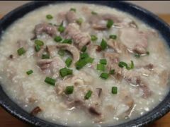 猪杂粥-一记肠粉(江华店)
