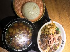 寒菌炖肉粉-易裕和·长沙米粉(友谊路店)