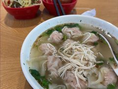 -三好食堂(煎饺·馄饨·肉饼米线·盛世广场店)
