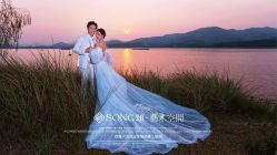 -唯一旅拍·颂当代影像艺术中心(上城店)