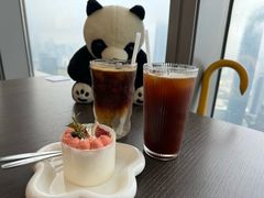 -及象咖啡Air·360度俯瞰广州塔(北塔68F店)