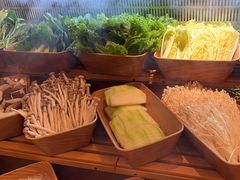 -牛YO寿喜烧·铁板烧和牛火锅自助(市府恒隆店)
