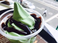 抹茶巧克力新地-麦当劳(世贸店)