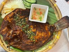 傣家香茅草烤罗非鱼-云腾食府·云南菜