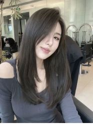 -MOVAN  HAIR莫凡匠人发型屋