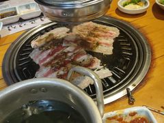 -唯成•韩国炭火烤肉 유성고기