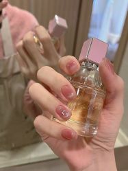 -Pink You美甲洗眉纹绣定制中心
