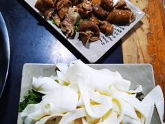 猪黄喉-铜元老码头鳝鱼火锅