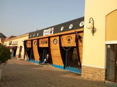 -BAPE STORE®(斯普瑞斯奥特莱斯店)