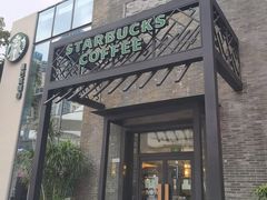 -星巴克(南宁民歌湖店)