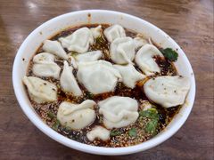 酸汤牛肉水饺-回坊马二饺子馆
