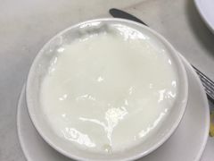 蛋白炖鲜牛奶-澳洲牛奶公司(佐敦店)