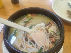-双桥园·云南过桥米线(古城南门店)
