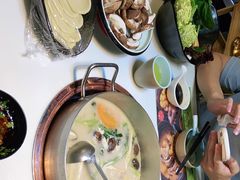 -洪氏嗨捞·猪肚鸡火锅(阳光天地店)
