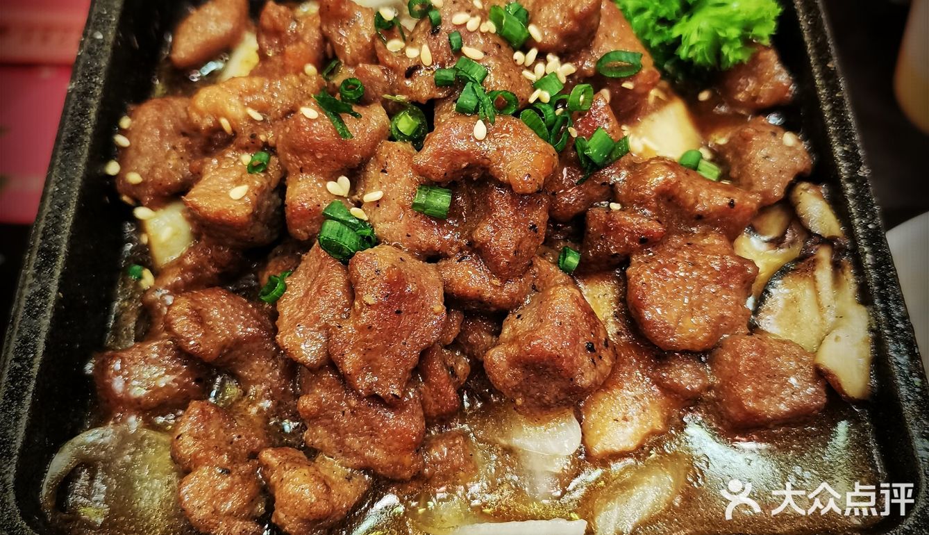 说实话我没吃太饱，后来回家又吃了一堆哈哈哈