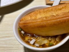 小油条配酸辣汤-味莊·青岛菜(石老人店)
