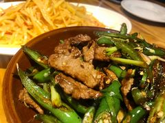 小炒黄牛肉-禧福徕盆盆香川菜馆