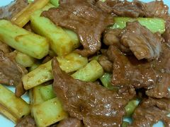 沙茶牛肉炒芥兰-潮堂 · 潮州菜(国贸商城店)