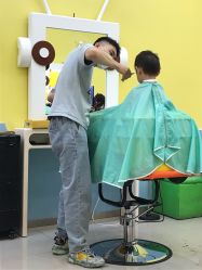 -爆米花儿童美发乐园