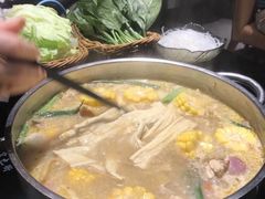 -官也街澳门火锅(新源里店)