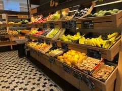 -乐蓬马歇百货公司(Rive Gauche)