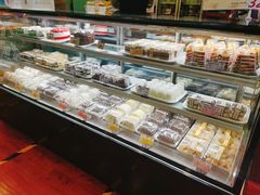 面包甜点陈列柜-新侨三宝乐面包店(崇文门店)