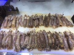 -锤头鲨毛肚海鲜烤肉自助餐厅(国购广场店)
