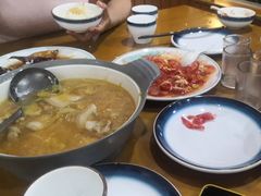 -鹤乡东北菜(崮山路店)