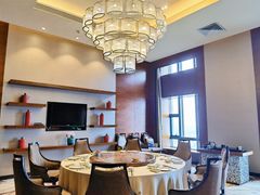 -景月阁空中食府(希尔顿酒店)