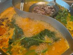 -左庭右院鲜牛肉火锅(金山万达店)