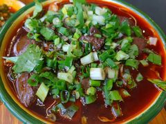 -拈签一笑黄牛肉辣卤串串