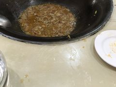 -三江鱼东北特色铁锅炖(骆驼店)