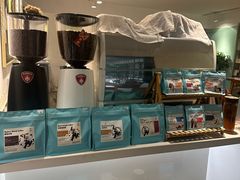 -黑石咖啡(小十字店)