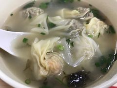 -溢香专业制作饺子云吞(莲花二村店)