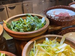 -广州万富希尔顿酒店·感趣自助餐厅·金秋蟹宴生蚝海鲜刺身