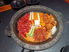 -莽子老火锅(大坪店)