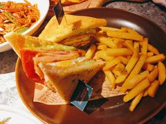 -芭莉与彩虹西餐厅(成都合生汇店)