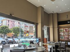 -覃记海鲜美食餐厅