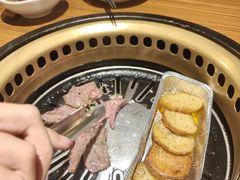 -炼火烤肉店