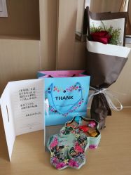 节日礼物。-华美国际月子会所(合生店)