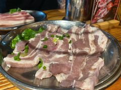 -青瓦炭韩潮烤肉(花园道店)